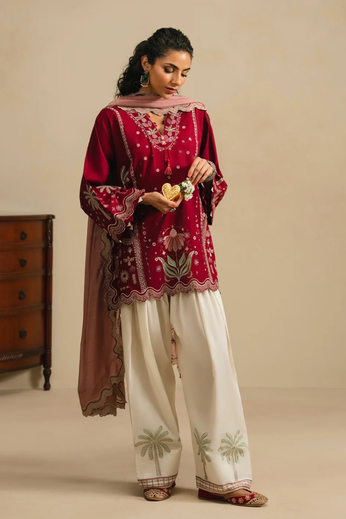 Catherine 3PC Farshi Shalwar